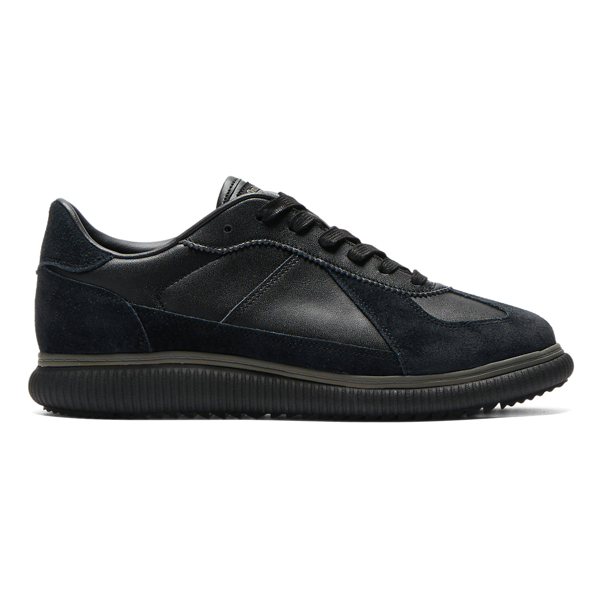 DELECITY L - BLACK / BLACK - main view